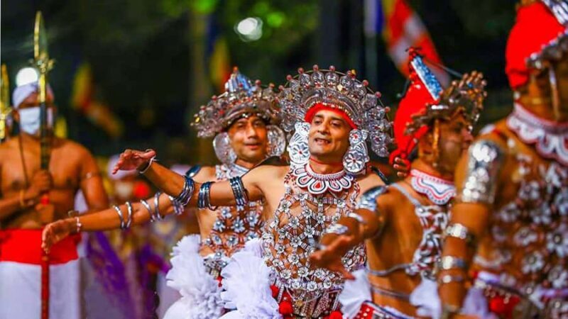 Kandy Esala Perahera (2026 Aug-18 - 2026 Aug-27) - What to Expect During the Festival