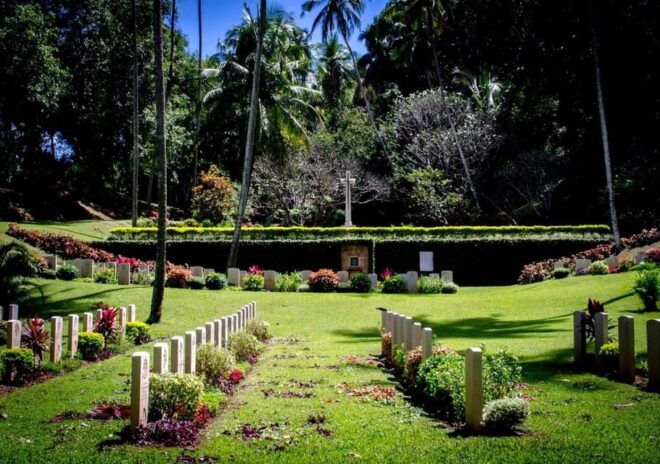 Kandy: From Kandy to Ambuluwawa Tour by TukTuk - What to Expect