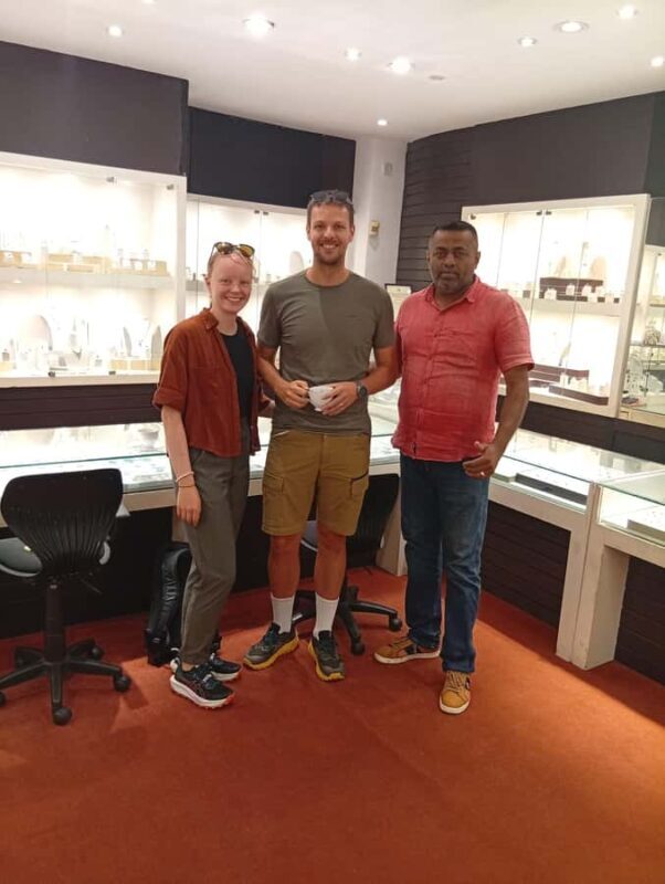 Kandy Full-Day Cultural & Scenic Tour with Local Guide - Who Should Consider This Tour?