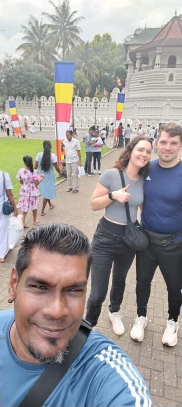 Kandy: Hidden Gems & Artisan Crafts Tuk Tuk Adventure - Scenic Drive to Helga Falls