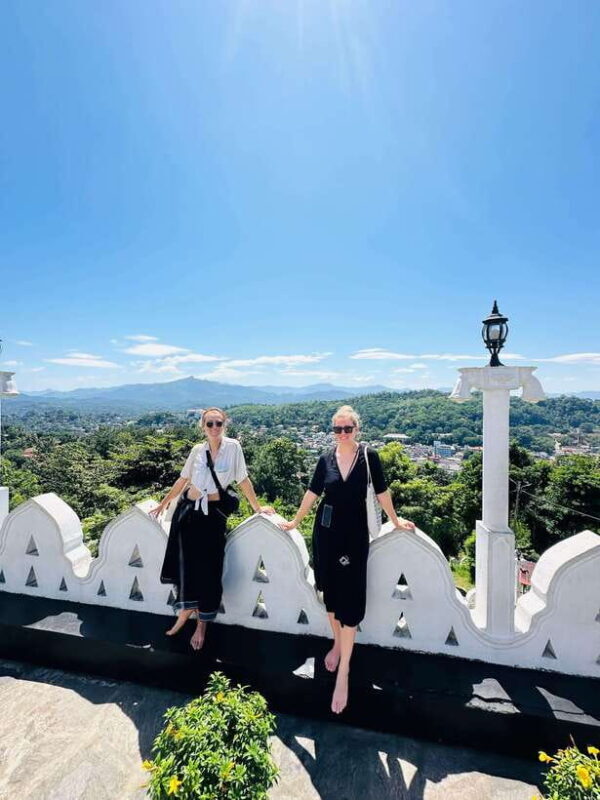 Kandy: Private Guided City Tour with Local Guide by Tuk Tuk - Practical Details and Tips