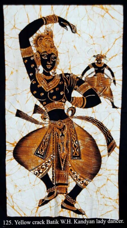 Kandy: Shopping & Street Food Tour by Tuk Tuk (Local Guide) - What Makes This Tour Special