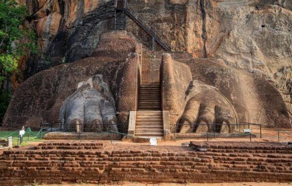 Kandy: Sigiriya Private Day Tour - Sigiriya Lion Rock Fortress