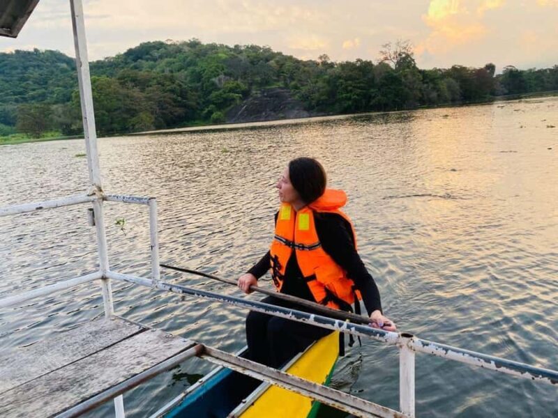 Kandy: Sorabora Lake Sunrise, Village, and Waterfalls Tour - Good To Know  