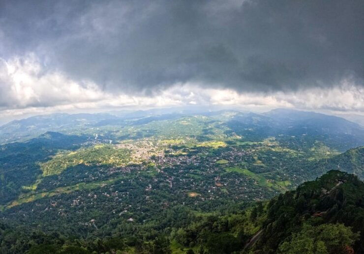 Kandy: to Ambuluwawa Tower and Tea Exploration by Tuk Tuk - Good To Know