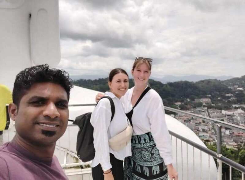 Kandy to Ambuluwawa Tuk Tuk Tour - FAQ