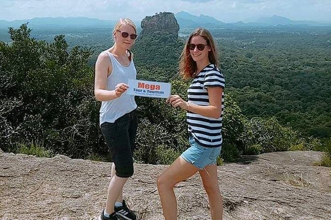 Kandy to Dambulla Cave Temple and Sigiriya - Day Tour - Overall Rating and Review Breakdown