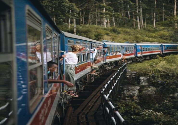 Kandy To Ella 2nd Class Reserved Seats in Morning Train - Good To Know