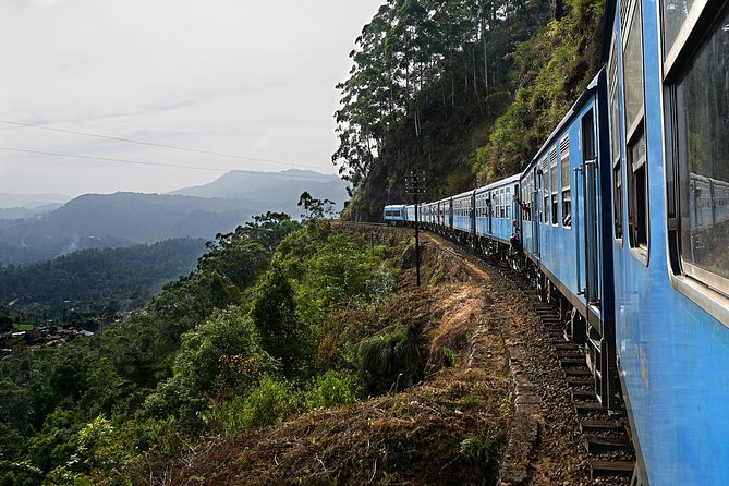 Kandy to Ella Train Ride on (Train No: 1005 Podi Menike) - The Sum Up