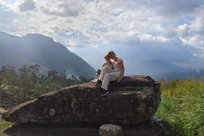 Kandy to Nuwara Eliya Private Day Tour: Tea Factory& Gregory Lake - FAQs