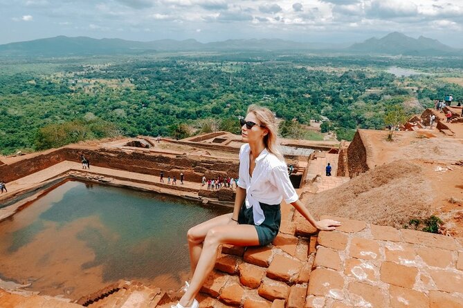 Kandy to Sigiriya & Dambulla Tour (Lunch Included) - Transportation and Guide