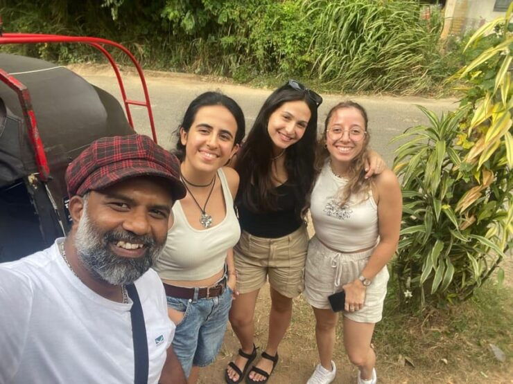 Kandy Tour: Private Guided Tour of the City by Tuk-Tuk - Key Attractions