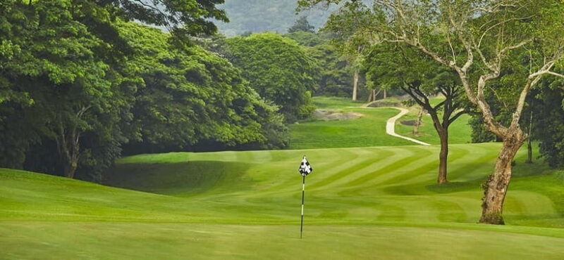 Kandy: Victoria Luxury Golf Club Experience 9 or 18 Holes - The Course and Its Setting