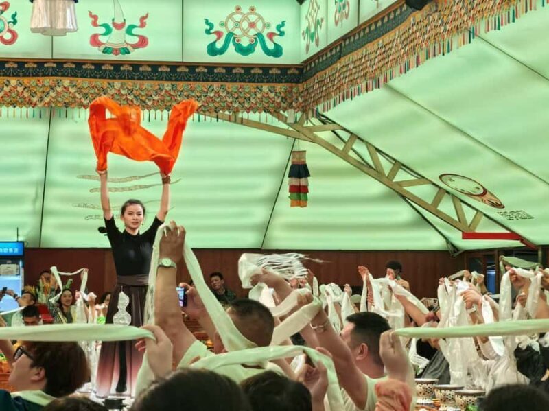 Kangzan Chieftain Feast, Shangri-La, Yunnan - What Sets This Tour Apart