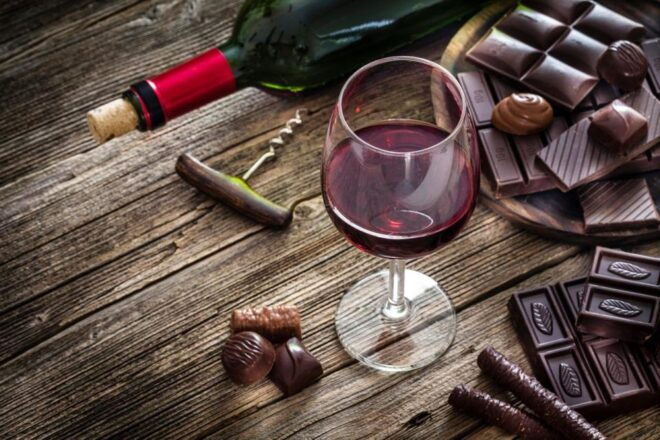 Kansas City's Sweet Escape: Chocolate & Wine Tour - Detailed Itinerary of the Tour