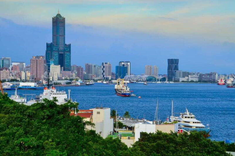 Kaohsiung: Private Walking Tour with a Local - What Can You Expect from the Experience?