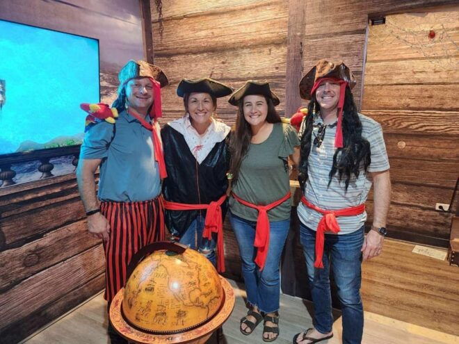 Kapolei: Escape Blackbeards Brig Room - Accessibility and Support