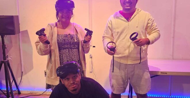 Kapolei: Virtual Reality Escape Room Experience - Guidance and Support