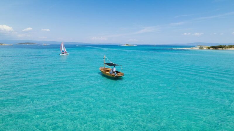 Karavostasi: Private Cruise to Parga - Parga Town: The Historic Finish Line