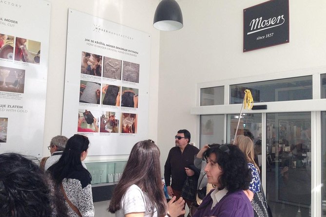 Karlovy Vary Day Trip From Prague With Lunch - Transportation Details