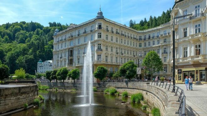 Karlovy Vary Excursion - Transportation Information