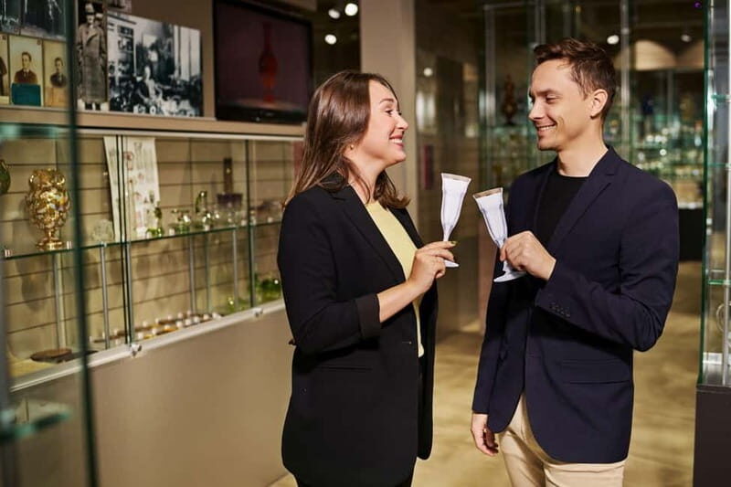 Karlovy Vary: Moser Glassworks Tour with Museum Entry - The Highlights and What to Expect