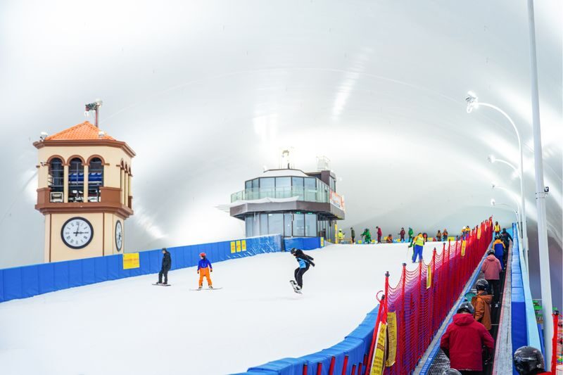 Karoo Ice and Snow World Ticket - Who will enjoy Karu most