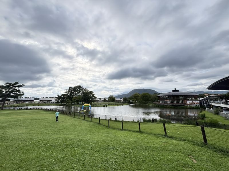 Karuizawa Day Tour | Shiraito Falls-Kumoba Pond-Old Karuizawa Ginza Street-Karuizawa Outlet | Depart from Shinjuku - The ride, the guide and the day’s pace