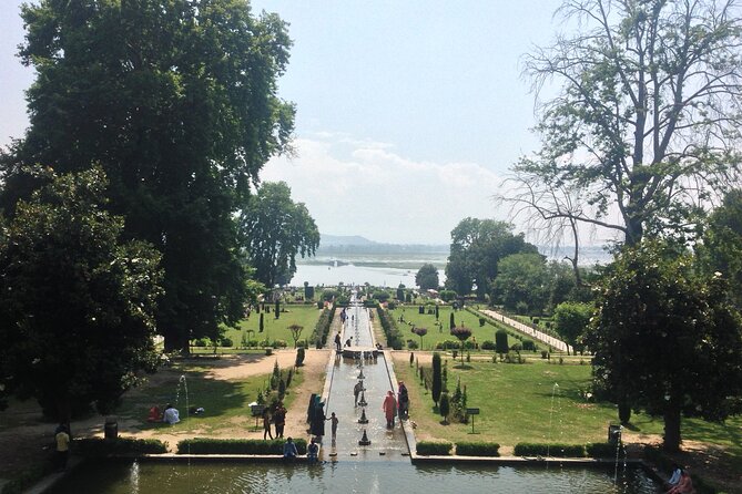 Kashmir Tour 6 Nights / 7 Days - Inclusions and Amenities