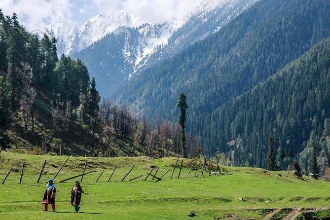 Kashmir With Delhi & Agra Northern Part of India - Weather Considerations and Refund Options