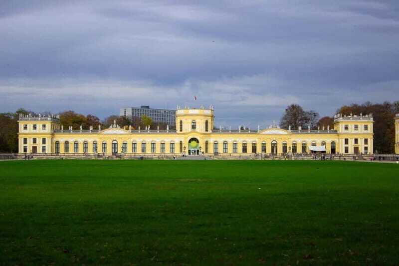 Kassel: Express Walk with a Local in 60 minutes - What’s Included & What to Keep in Mind