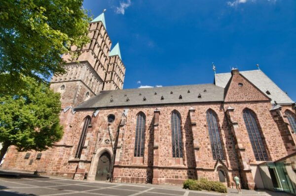 Kassel Old Town Audio Rally by P.I. Sir Peter Morgan - Pricing and Group Size
