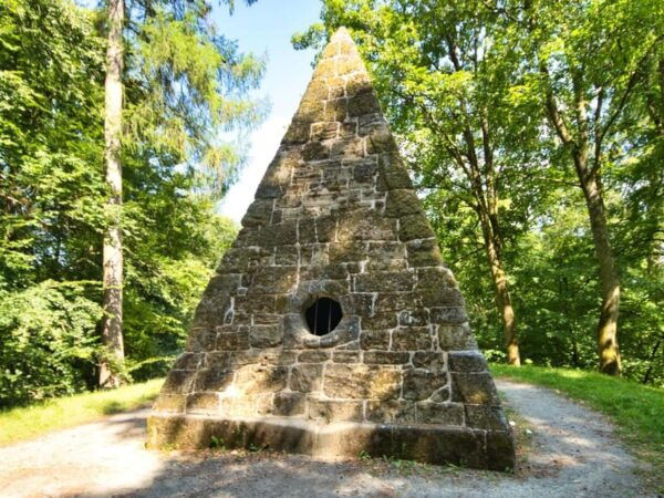 Kassel Wilhelmshöhe Audio Rally by P.I. Sir Peter Morgan - Exploring Kassels Landmarks