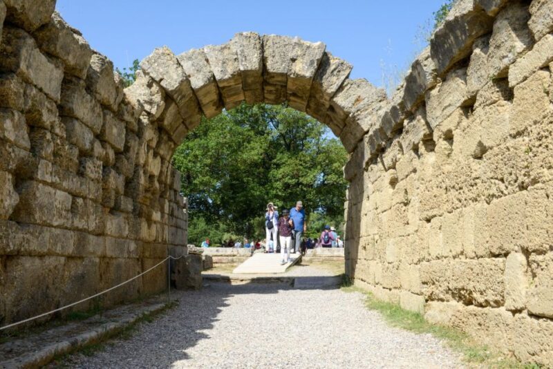 Katakolo: Ancient Olympia and Kourouta Beach Guided Tour - Starting Point and Transportation