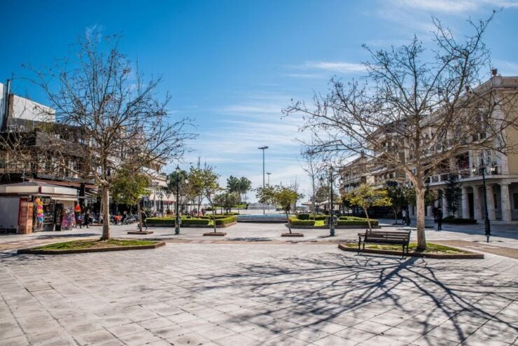 Katakolo: Pyrgos and Katakolo Hop-on Hop-off Bus Tour - Tour Features