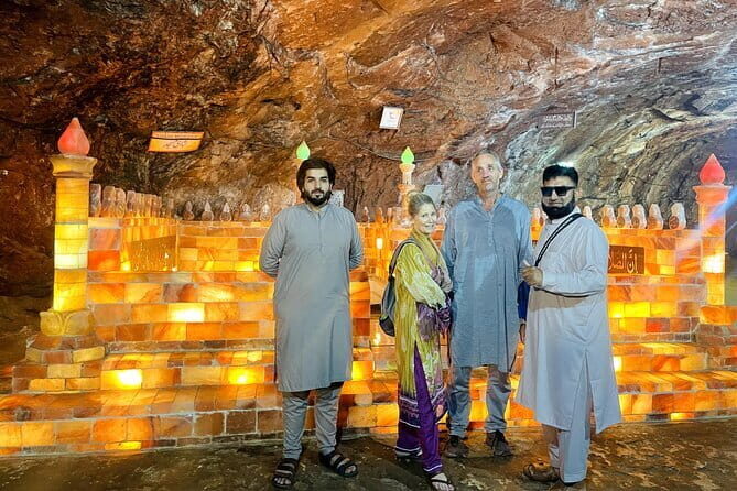 Katas Raj Temple and Khewra Salt Mines in Kalar Kahar Day Tour - Discovering the Katas Raj Temples