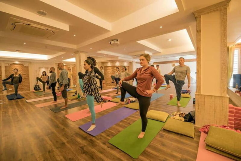 Kathmandu: 1-3 Day of Yoga and Meditation with Reiki Retreat - Daily Schedule Breakdown