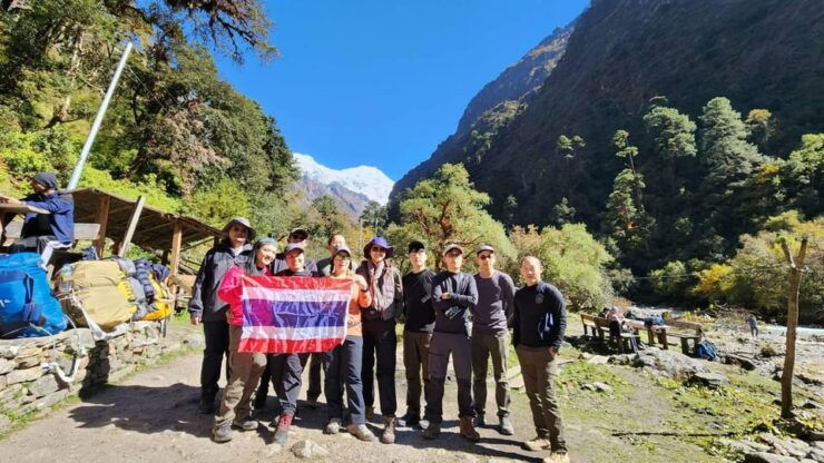 Kathmandu: 9 Days Langtang and Gosaikunda Trek - Booking Process