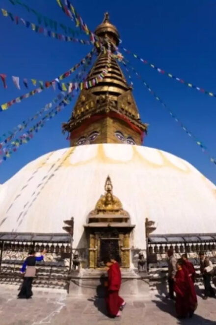 Kathmandu and Pokhara: Luxury 3 Days Private Express Tour - Day 2: Journey to Pokhara