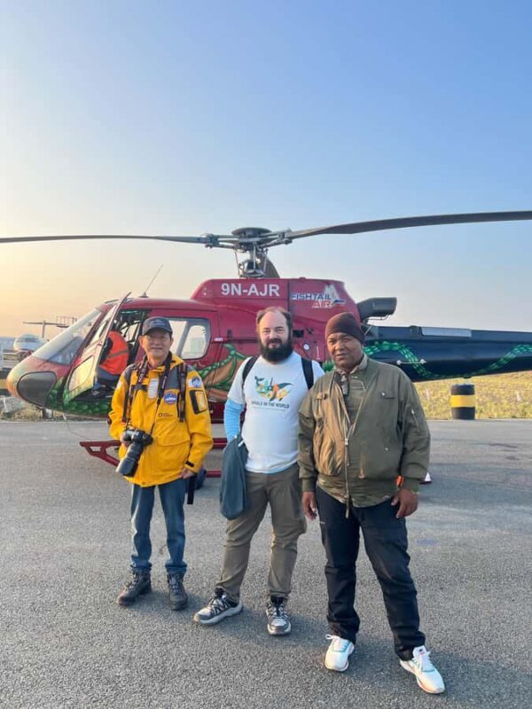 Kathmandu: Daily Everest base camp helicopter tour flight - Deep Dive into the Experience