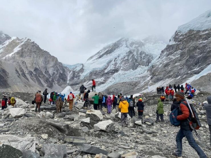 Kathmandu: Everest Base Camp Helicopter Tour - Experience Highlights