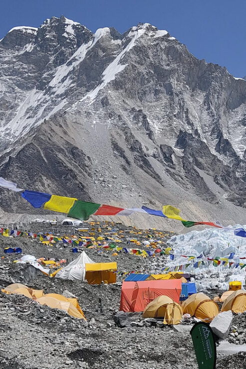 Kathmandu: Everest Base Camp Helicopter Tour - Experience Highlights