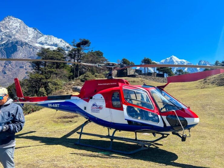 Kathmandu: Everest Base Camp Helicopter Tour With Breakfast - Detailed Itinerary