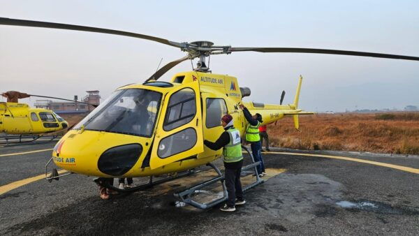 Kathmandu: Everest Helicopter Tour With Guaranteed Landing - Break Down