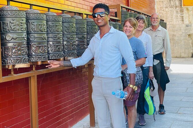 Kathmandu Full Day Tour with Lunch - The Sum Up