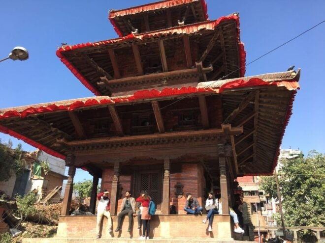 Kathmandu: Guided Walking Tour of Thamel Neighborhood - Traditional Newari Architecture in Kathmandu