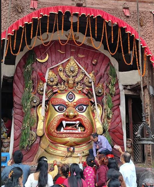 Kathmandu: Gurkha Legends,Fearless Warriors & Khukuris Edge - Key Points