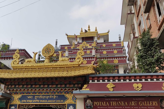 Kathmandu Monasteries Sightseeing Day Tour - Common Questions