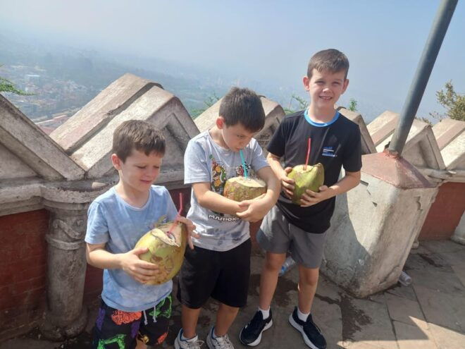 Kathmandu: Monkey Temple and Sacred Sites Guided Tour - Exploring Kathmandu Durbar Square