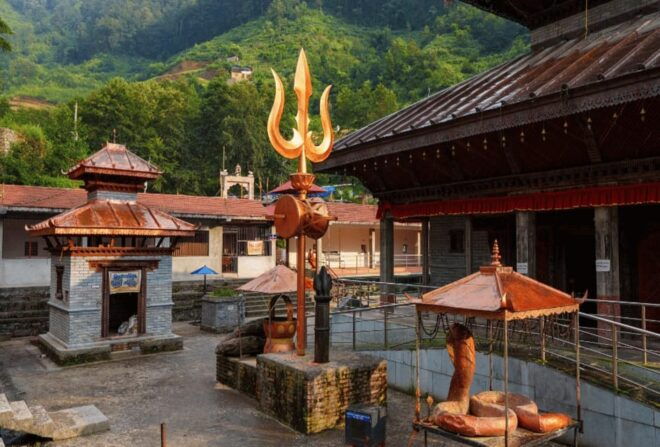 Kathmandu: Nagarkot, Bhaktapur, Doleswor & Sanga Statue Tour - Sanga Mahadev Statue Visit